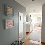 Aurora Penthouse شقة